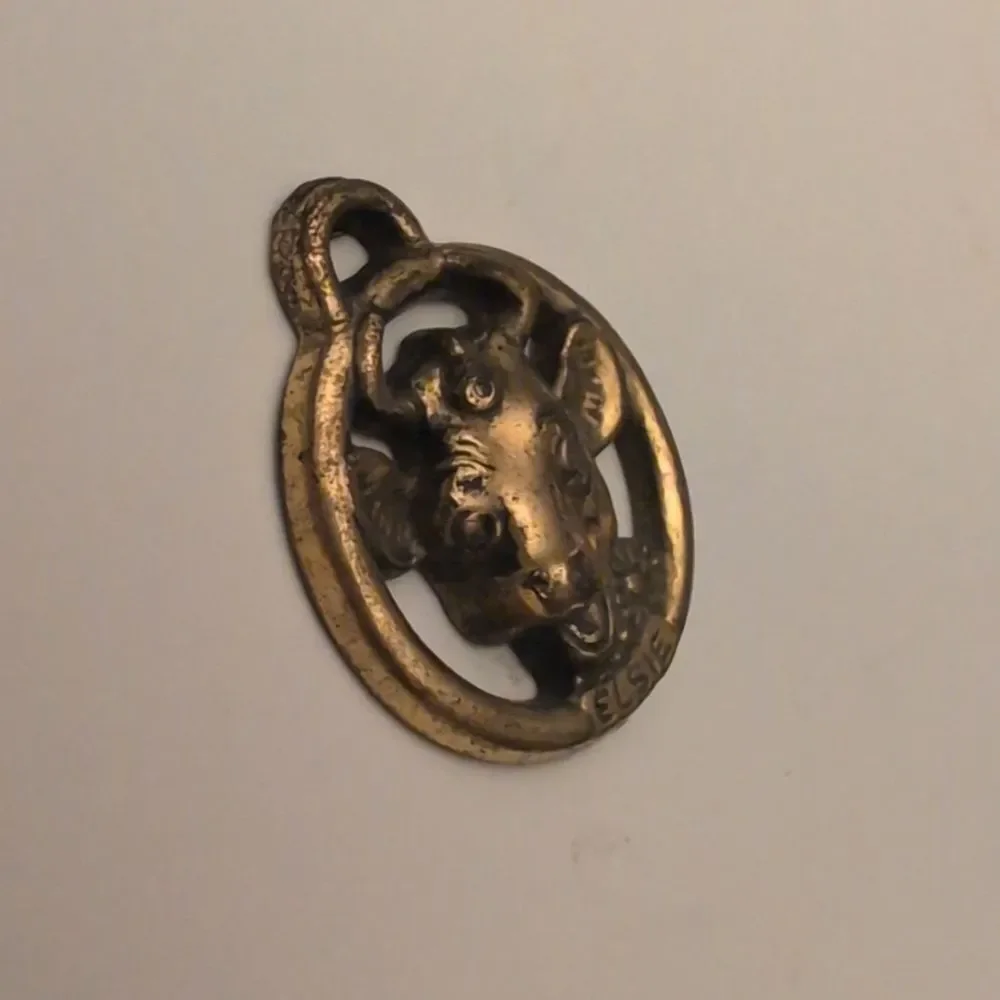 1950s Vintage Gold Tone Elsie Cow‎ Pendant Borden Milk